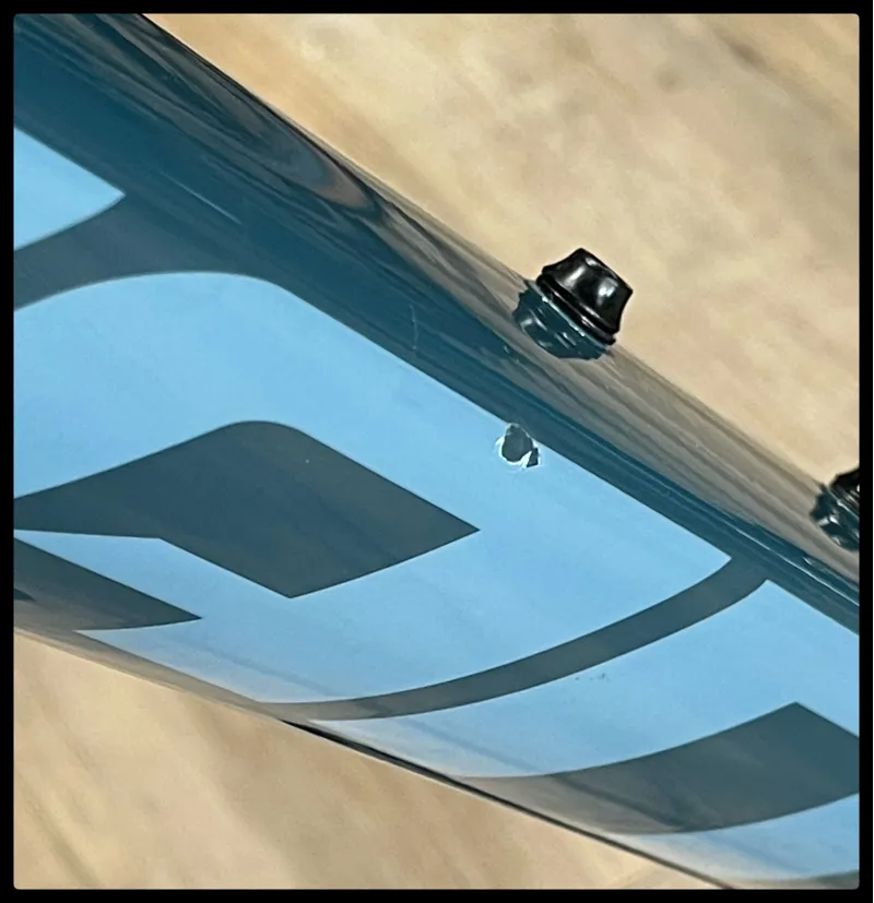 Giant Defy Advanced 2 M-Large Deep Lake 2022-11